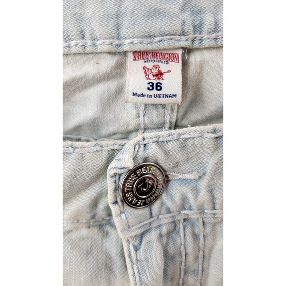 True Religion Straight Jeans Men's 36 Light Wash Distressed Denim Big Pocket Y2K - Picture 10 of 15